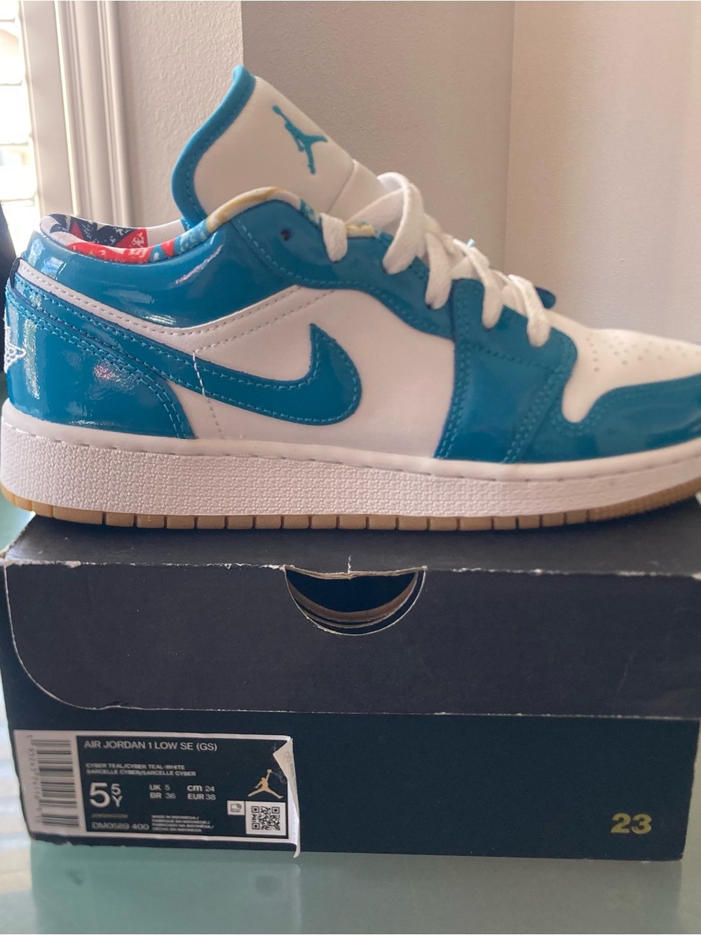 Jordan Kids Low Top Sneakers - White & Teal Patent